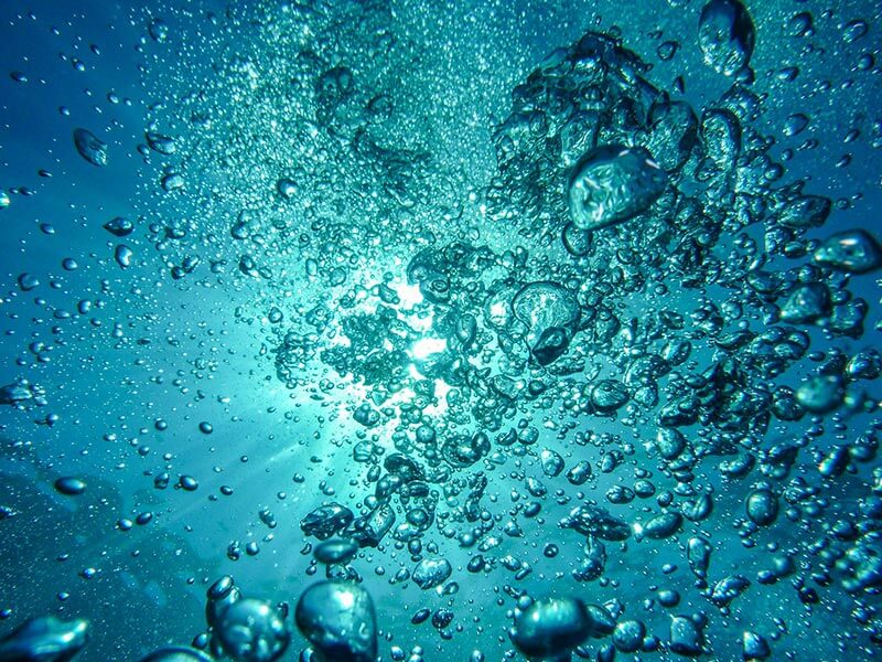 Underwater bubbles